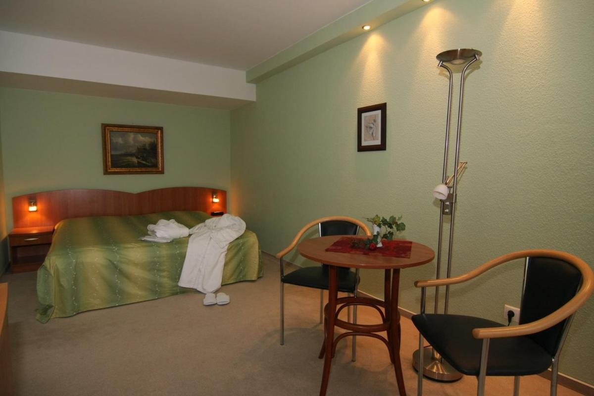 Hotel Balneolum Superior Quedlinburg Bagian luar foto